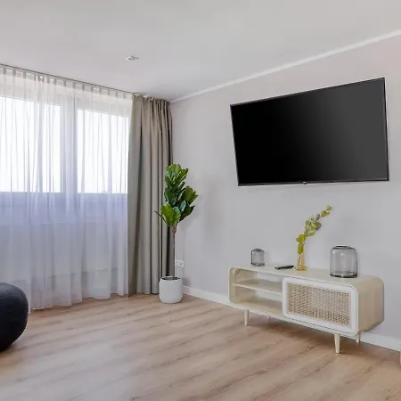Ξενοδοχείο με διαμερίσματα Limehome Reichsstaedter Str
