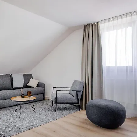 Limehome Reichsstaedter Str 3*