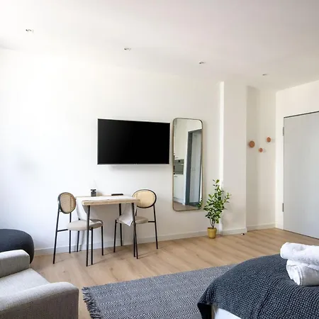 Ξενοδοχείο με διαμερίσματα Limehome Reichsstaedter Str